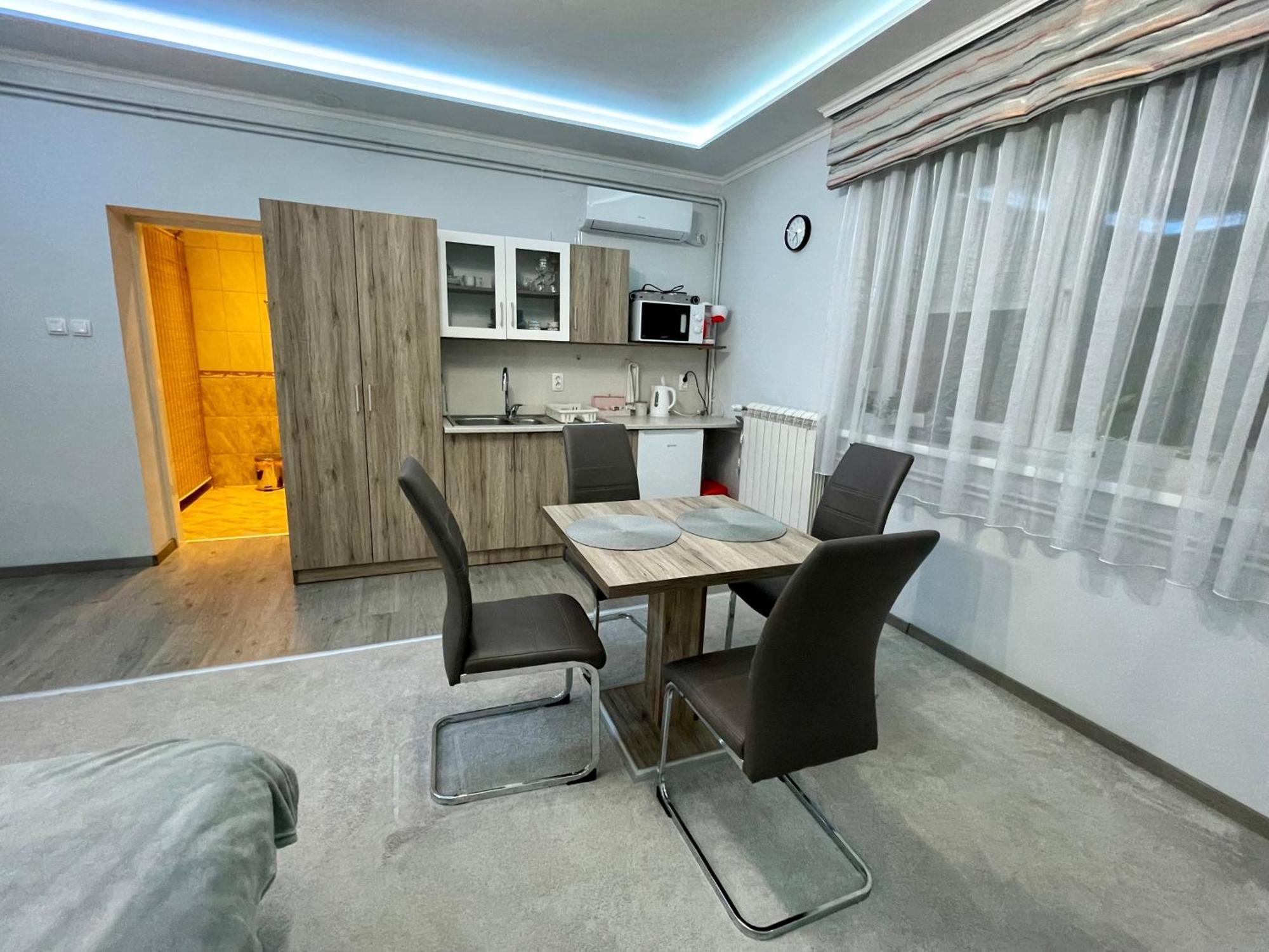 Belien Apartman Makó 外观 照片